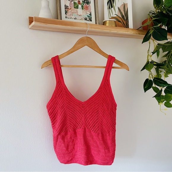 Abercrombie & Fitch Tops - Abercrombie Crochet Tank